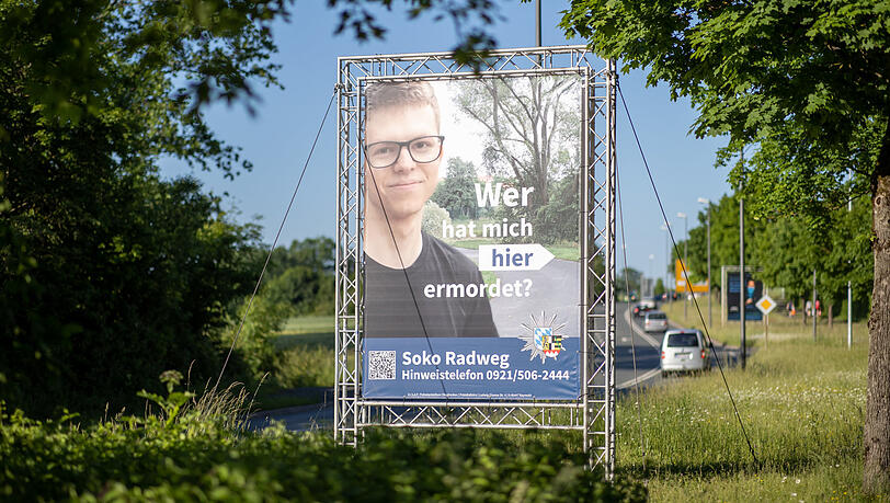 Das Plakat ist in enger Abstimmung mit den Eltern entstanden, auch die Staatsanwaltschaft ist eingebunden.