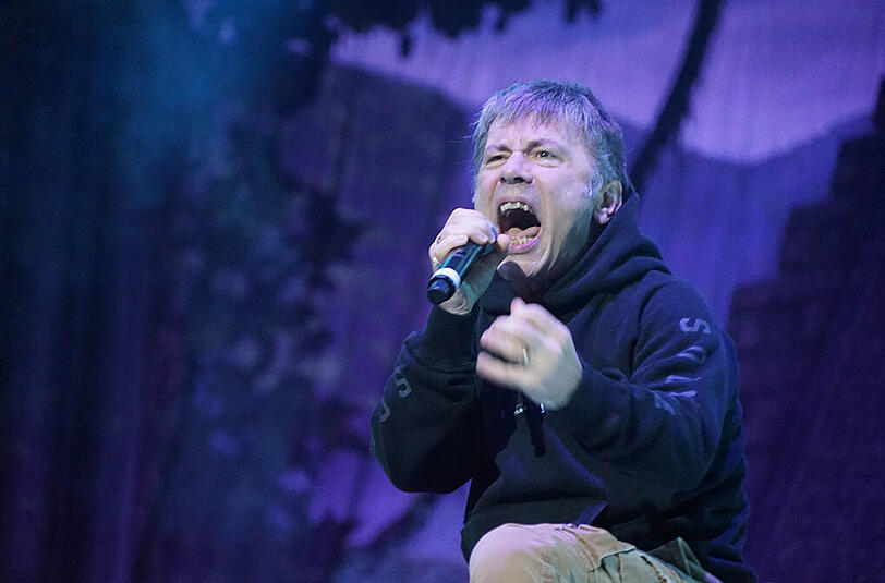 Nach dem Regenguss war es pünktlich zum Iron-Maiden-Konzert wieder trocken im Olympiastadion. Die Bilder