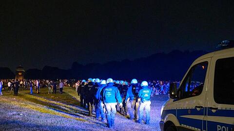Polizeieinsatz im Hamburger Stadtpark.
