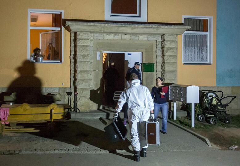 Ein Flüchtling aus Eritrea ist bei einem Brand in einem Asylbewerberhiem in Sallfeld (Thüringen) ums Leben gekommen.