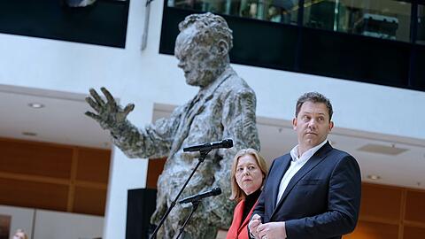 Bas und Klingbeil sehen gerade nicht die Zeit f&uuml;r R&uuml;cktritte.