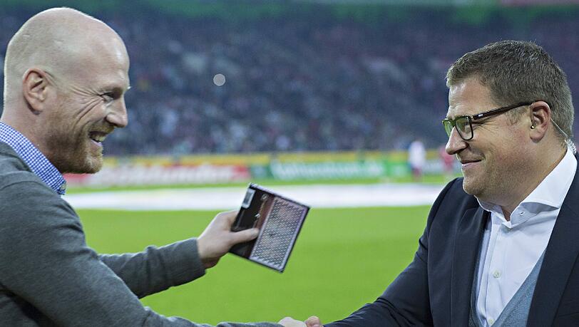 Verstehen sich prächtig: Matthias Sammer (l.) und Max Eberl, hier im Oktober 2014 bei einem Spiel der Bayern in Mönchengladbach. Verstehen sich prächtig: Matthias Sammer (l.) und Max Eberl, hier im Oktober 2014 bei einem Spiel der Bayern in Mönchengladbach.