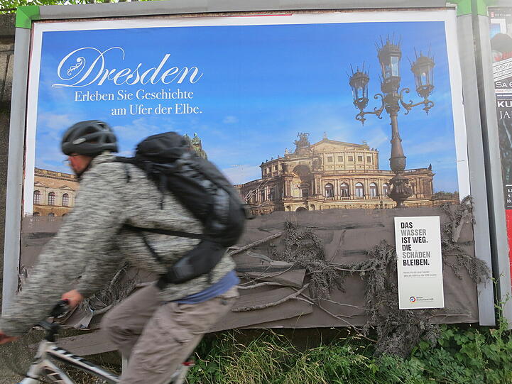 Das ungewöhnliche Plakat in der Nähe der Großmarkthalle.