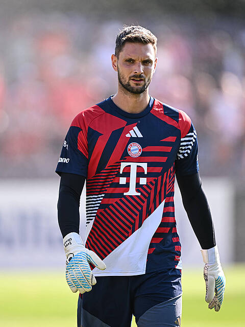 Bekam ein St&auml;ndchen zum Geburtstag: Sven Ulreich.
