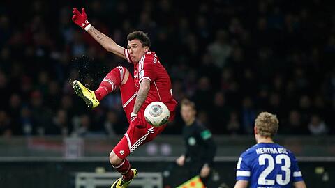 Bayerns Mario Mandzukic möchte dieses Jahr Torschützenkönig werden. Im Moment liegt er vorne mit 17 Treffern.