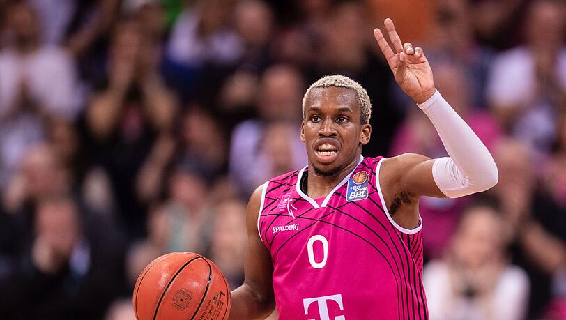 Bonns TJ Shorts II wurde zum wertvollsten Spieler der Saison gewählt.