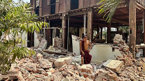 Im von einer Militärjunta gebeutelten Myanmar gibt es große Schäden.