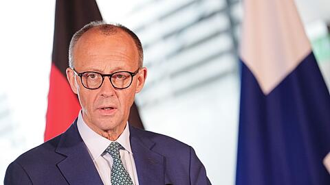 Bundeskanzler Friedrich Merz (CDU): "Bis zu den Sommerferien sollten erste Entscheidungen getroffen werden."