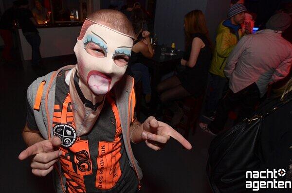 STEAZE &ndash; style with ease &ndash; the Völkl ISPO Party im 8Seasons am Sonntag.