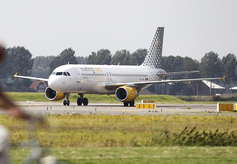 Eine Maschine des Billigfliegers Vueling musste am Donnerstag umdrehen und wieder in Barcelona landen.