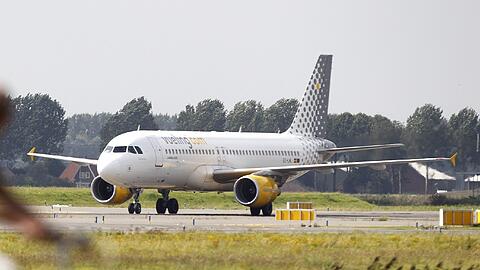 Eine Maschine des Billigfliegers Vueling musste am Donnerstag umdrehen und wieder in Barcelona landen.