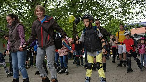 Bei gutem Wetter skaten die Blader am Montag durch den Münchner Osten.