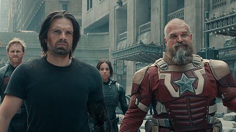 Sebastian Stan und David Harbour in "Thunderbolts*".