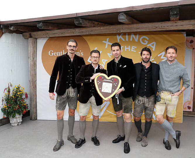 Manuel Fiori, André Hellmundt, Dario Carlucci, Martin Werner und DennisMitch