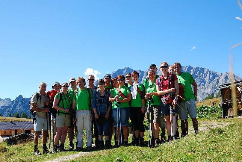 In der geführten Gruppe macht das Wandern besonders viel Spaß.
