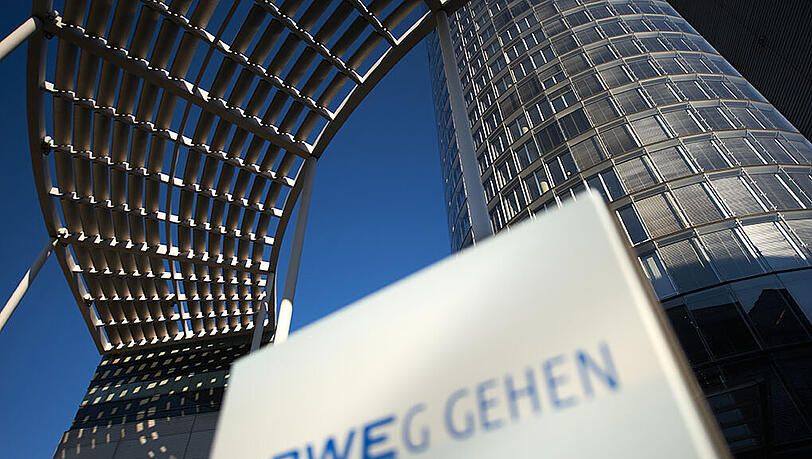 Nun günstiger: Zuletzt hatte RWE den Strompreis zum 1. März 2013 im Schnitt um knapp 10 Prozent erhöht. Nun günstiger: Zuletzt hatte RWE den Strompreis zum 1. März 2013 im Schnitt um knapp 10 Prozent erhöht.