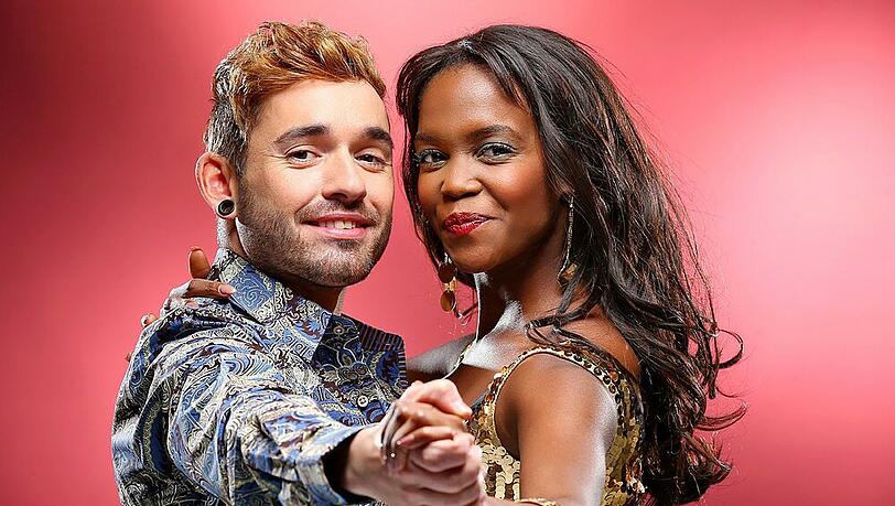 Ausgetanzt: Daniel Küblböck und Otlile Mabuse haben es bei "Let's Dance" nicht in die Top fünf geschafft Ausgetanzt: Daniel Küblböck und Otlile Mabuse haben es bei "Let's Dance" nicht in die Top fünf geschafft