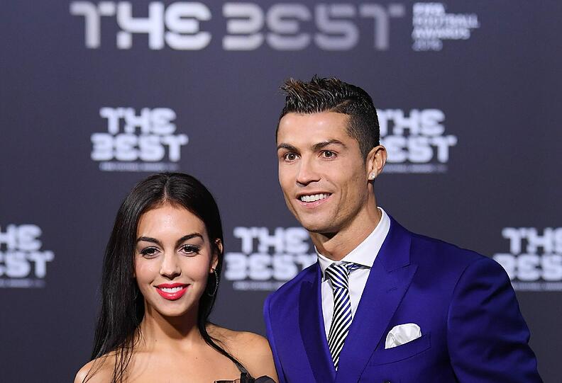 Weitere Bilder von CR7 und seiner Georgina.