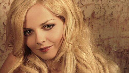Frisch verliebt: Annett Louisan Frisch verliebt: Annett Louisan