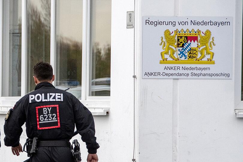 Polizeieinsatz in Flüchtlingsunterkunft eskaliert