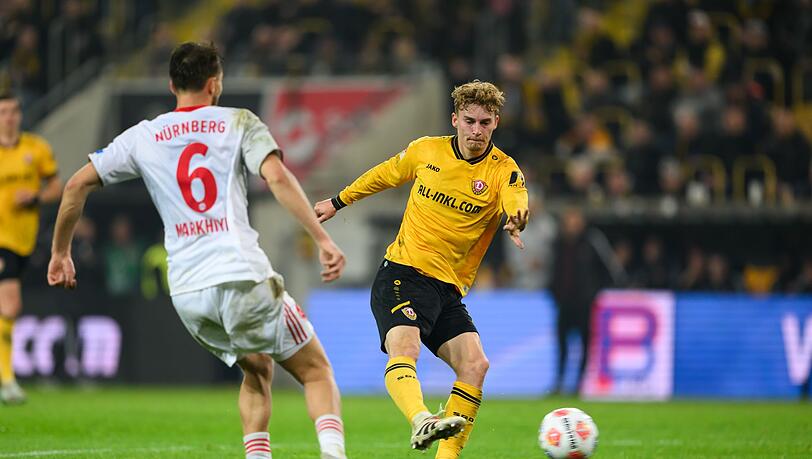 Dominik Kother (r, Dynamo Dresden) erzielt das Tor zum 1:1. Dominik Kother (r, Dynamo Dresden) erzielt das Tor zum 1:1.