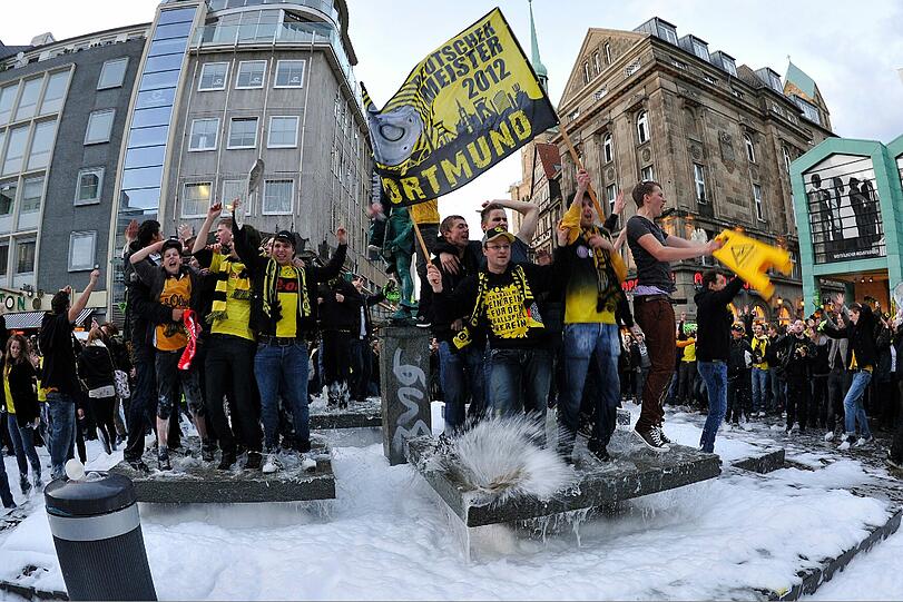 Die ganz große Party: Dortmund feiert die Meisterschaft. Die Bilder