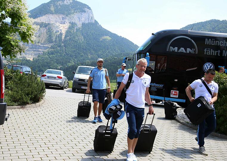 Der TSV 1860 München ist im Trainingslager in Bad Häring angekommen - die ersten Bilder aus Österreich.