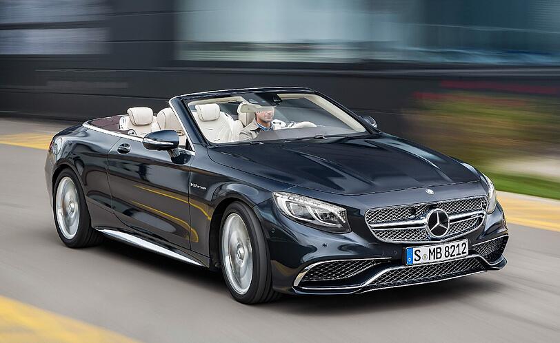 Der neue Schwabenpfeil in Aktion: 630 PS sorgen im S 65 Cabrio für fulminante Fahrleistungen und auf Wunsch für 300 km/h Spitze.