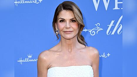 Nach dem Studienplatz-Skandal verschwand Lori Loughlin aus dem Netz.