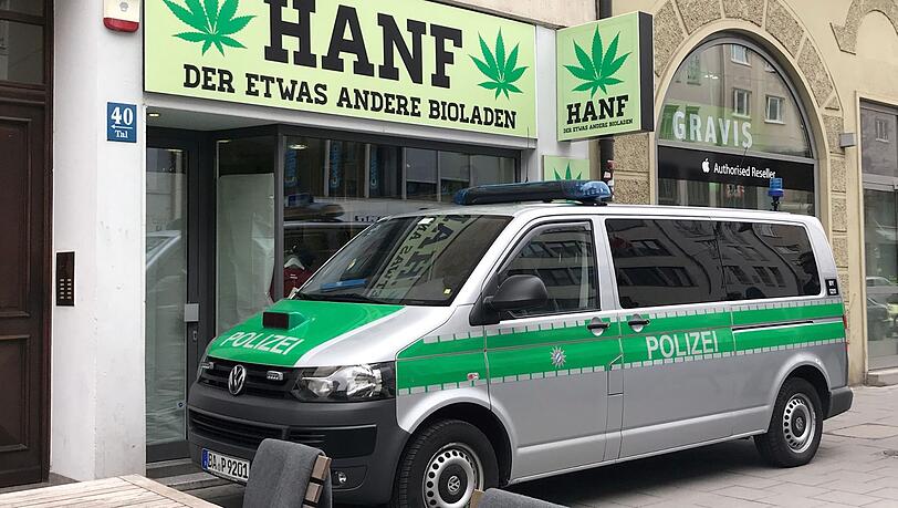 Hanf-Produkte gibt es auch in München in Geschäften zu kaufen. Hanf-Produkte gibt es auch in München in Geschäften zu kaufen.