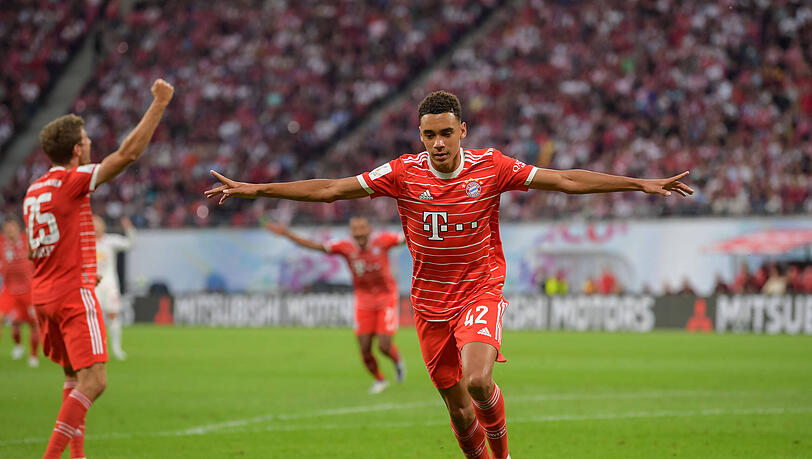 Jamal Musiala brachte die Bayern in Leipzig in Führung.