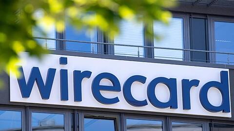 Der Schriftzug von Wirecard ist an der Firmenzentrale zu sehen.