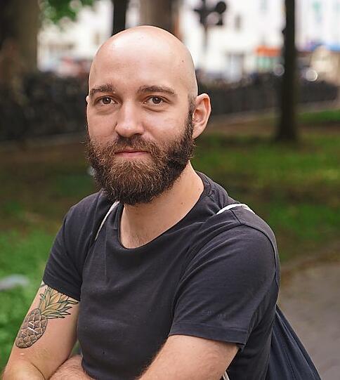 Alex Bindel.