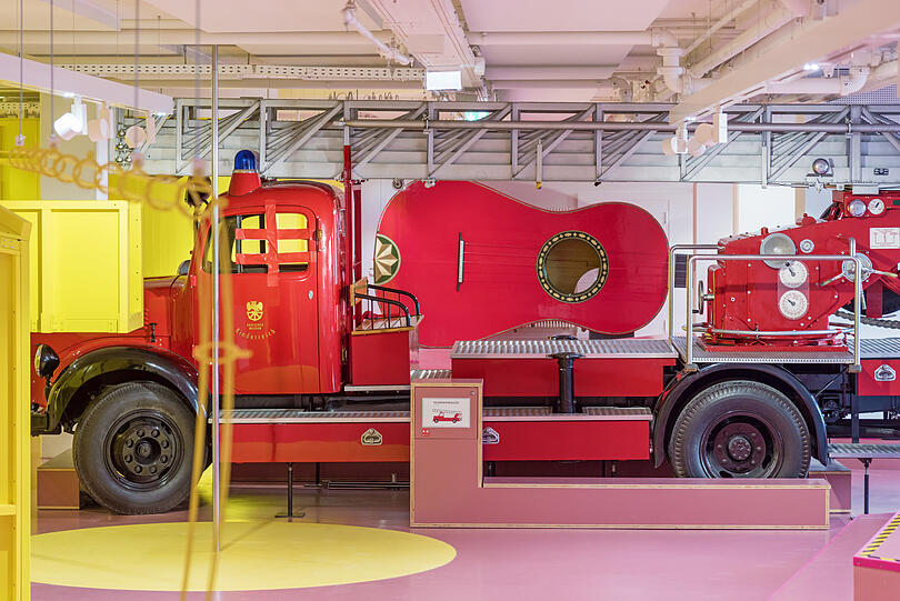 Das Feuerwehrauto im Kinderreich.