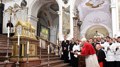Im Freisinger Dom betete er am Korbiniansschrein. (Archivbild)