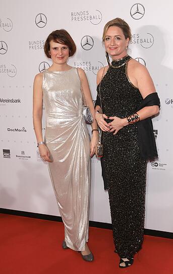 Katja Kipping (l) und Caren Lay (beide Die Linke)