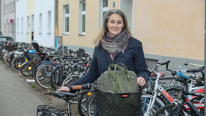 Daniela Becker fährt bei jedem Wetter mit dem Radl, außer die Straßen vereisen.