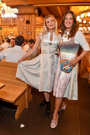 Luna und Dana Schweiger