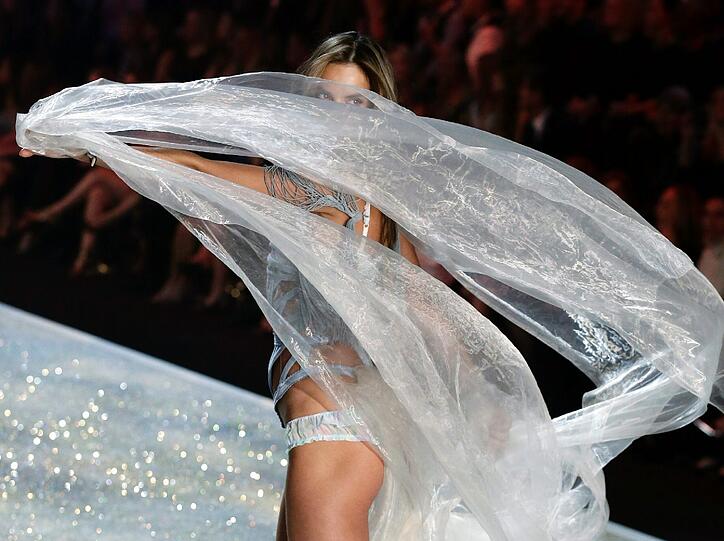 Victoria's Secret 2013: So heiß war die sexy Unterwäsche-Show. Alle Bilder...