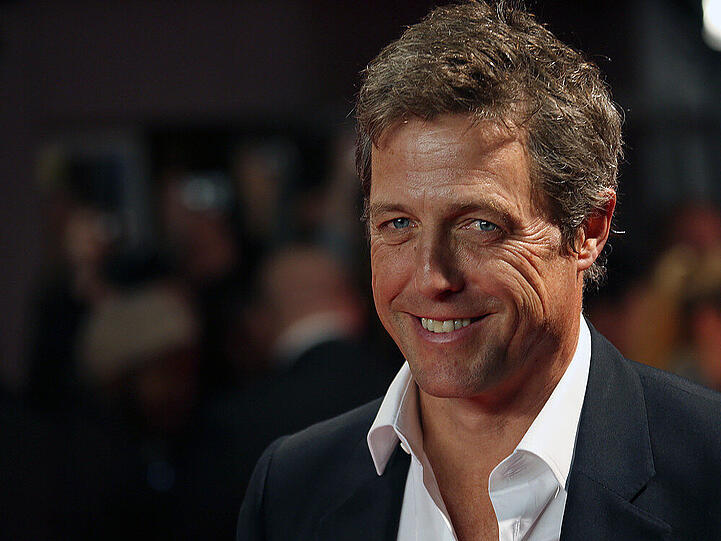 Hugh Grant meldet sich wieder im Kino zurück