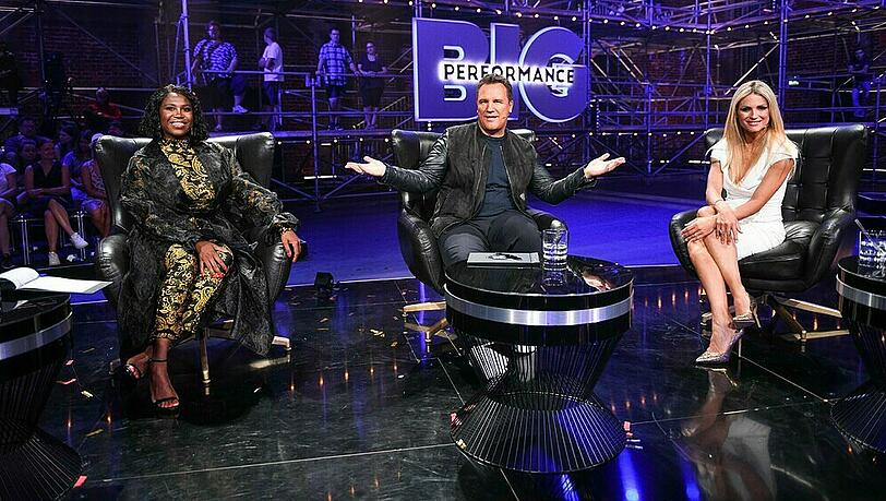 Das "Big Performance"-Rateteam besteht aus Motsi Mabuse (l.), Guido Maria Kretschmer und Michelle Hunziker. Das "Big Performance"-Rateteam besteht aus Motsi Mabuse (l.), Guido Maria Kretschmer und Michelle Hunziker.