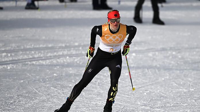 Victoria Carl und Katharina Hennig haben olympisches Gold im Teamsprint gewonnen.