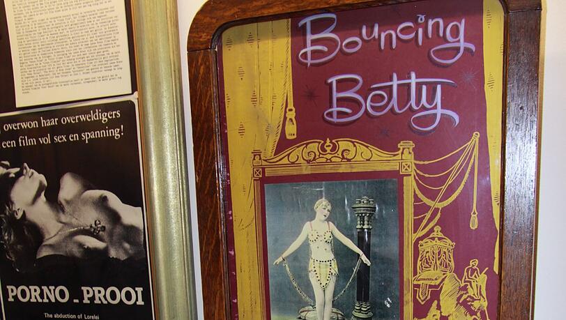 "Bouncing Betty" im Sexmuseum Amsterdam 800.000 Besucher kommen jedes Jahr in das Museum. "Bouncing Betty" im Sexmuseum Amsterdam 800.000 Besucher kommen jedes Jahr in das Museum.