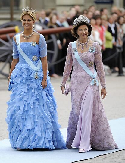 Madeleine von Schweden zog bei der Hochzeit von Victoria im Jahr 2010 in ihrem pastellblauen Kleid alle Blicke auf sich