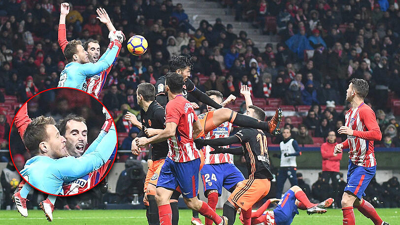 Das Foto zeigt den Moment des Zusammenstoßes, bei dem Diego Godin drei seiner Zähne verlor.