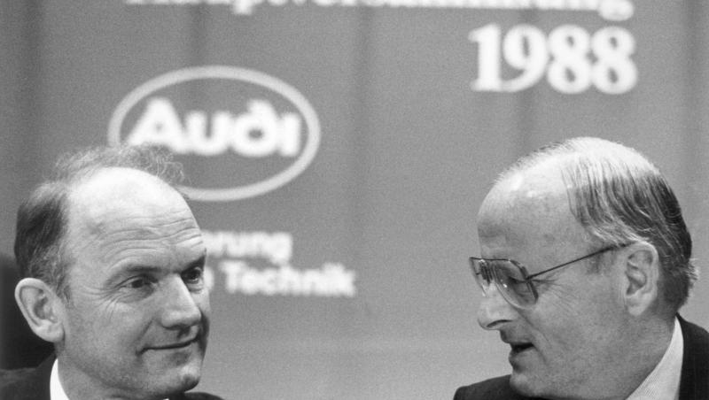 Der damalige Audi-Vorstandsvorsitzende, Ferdinand Piech (l). Foto: Michael Probst/Archivbild Der damalige Audi-Vorstandsvorsitzende, Ferdinand Piech (l). Foto: Michael Probst/Archivbild