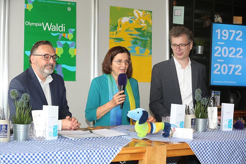 Marion Schöne mit Anton Biebl und Andreas Horbelt.