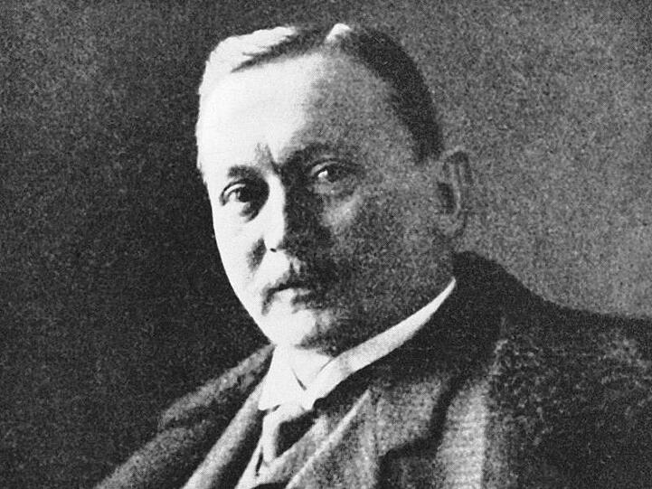 Der deutsche Afrikaforscher Hermann von Wissmann in einer zeitgenössischen Aufnahme. Von 1895 bis 1896 war er Gouverneur in Deutsch-Ostafrika.