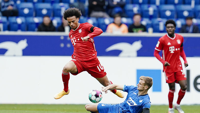 Ihm gelang an diesem Nachmittag so gut wie nichts: Leroy Sané (l). Ihm gelang an diesem Nachmittag so gut wie nichts: Leroy Sané (l).
