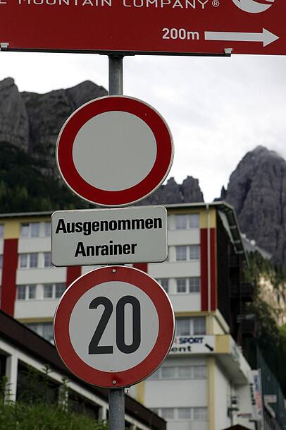 Die Brenner-Sperrung ist nicht nur f&uuml;r Touristen ein Problem: F&uuml;r Anrainer besteht die Gefahr, dass Rettungsfahrzeuge nicht durchkommen.